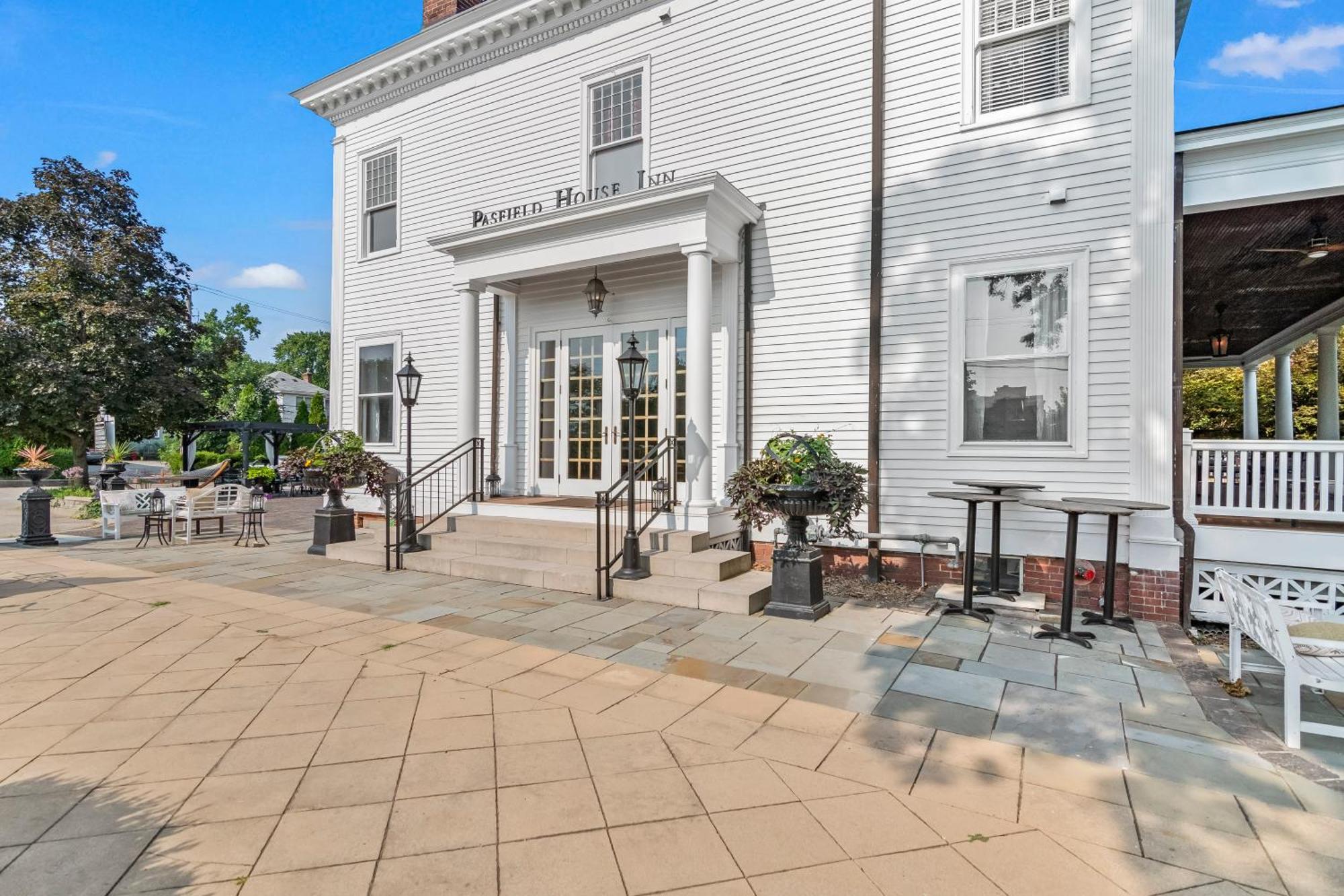 The Pasfield House Hotell Springfield Exteriör bild